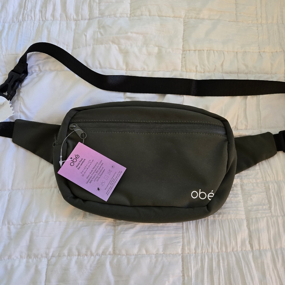 Obè x fabfitfun waist pack